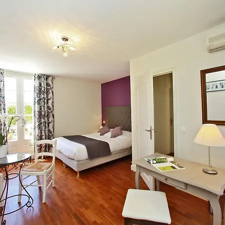 Ξενοδοχείο La Hoirie 3*