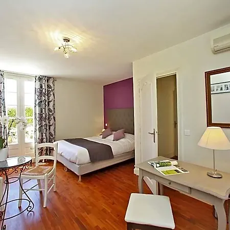 فندق La Hoirie 3*