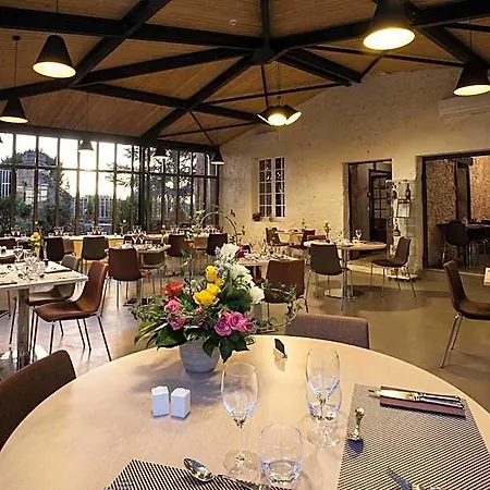 Hotel La Hoirie 3*