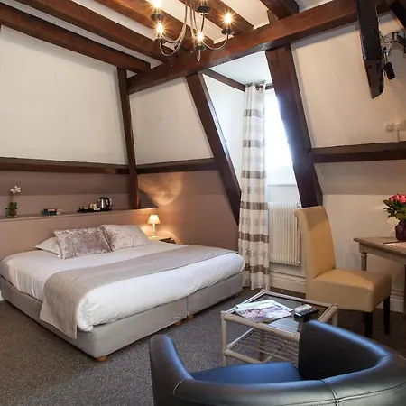 Hotel Restaurant La Hoirie 3*