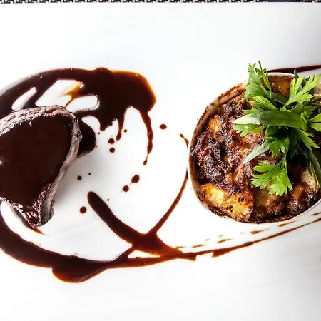 Hotel Restaurant La Hoirie 3*