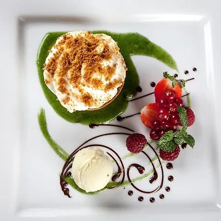 Restaurant La Hoirie 3*